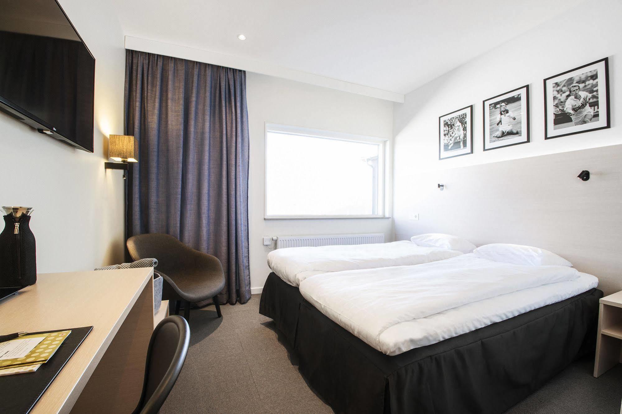 Rc Hotel Sport'S & Business Jönköping Esterno foto